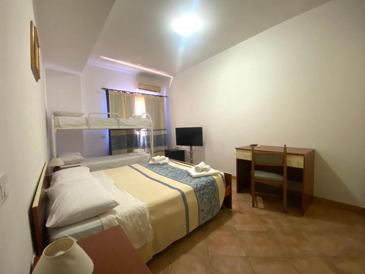 Bed and Breakfast Cancelletto # à Assemini Extérieur photo